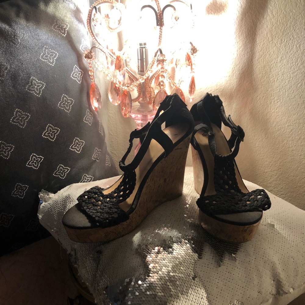 Women’s platform summer wedge